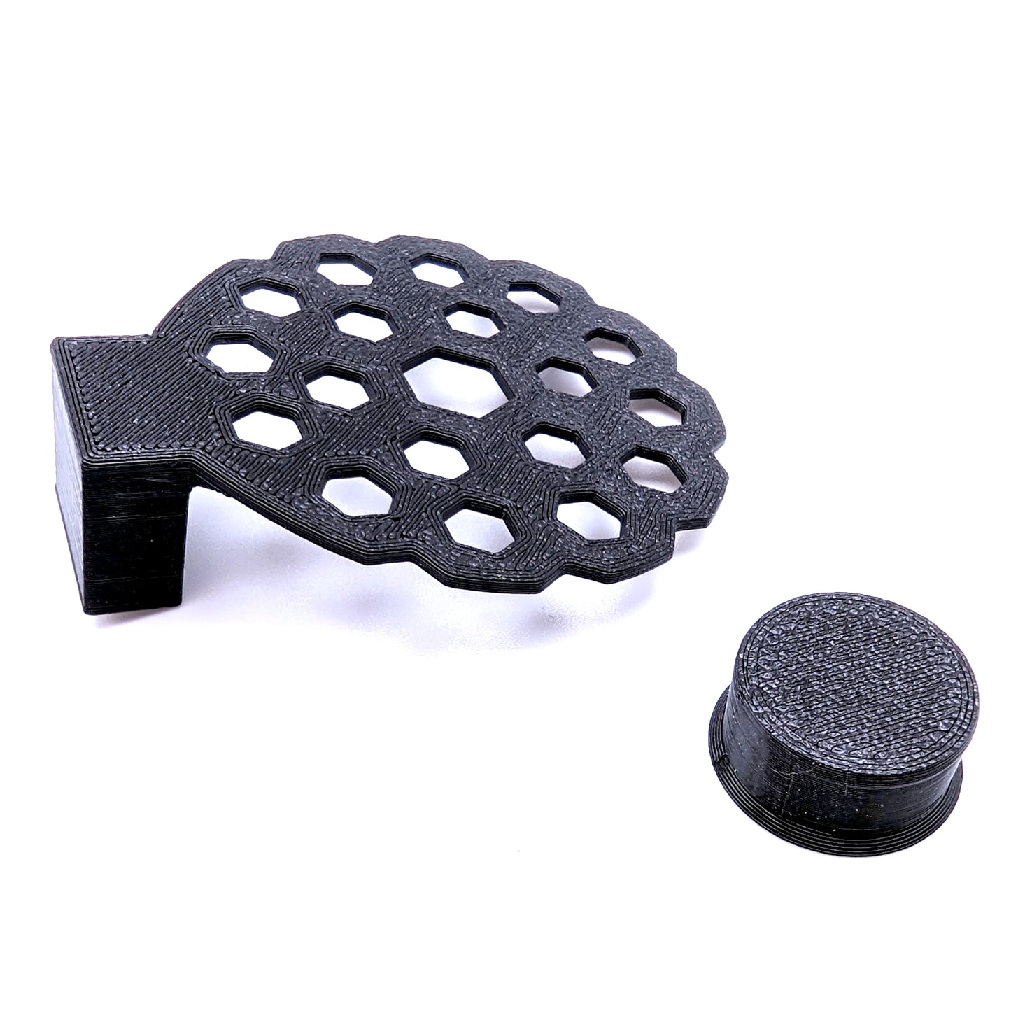 Round magnetic aquarium moss ledge for betta fish and shrimp aquariums